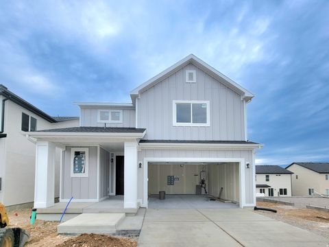 Photo of 6729 S QUARTER CREEK DR #248, West Jordan, UT 84081 (MLS # 2155524)