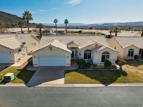 Tiny photo for 225 N VALLEY DR #45, Saint George, UT 84770 (MLS # 2135410)