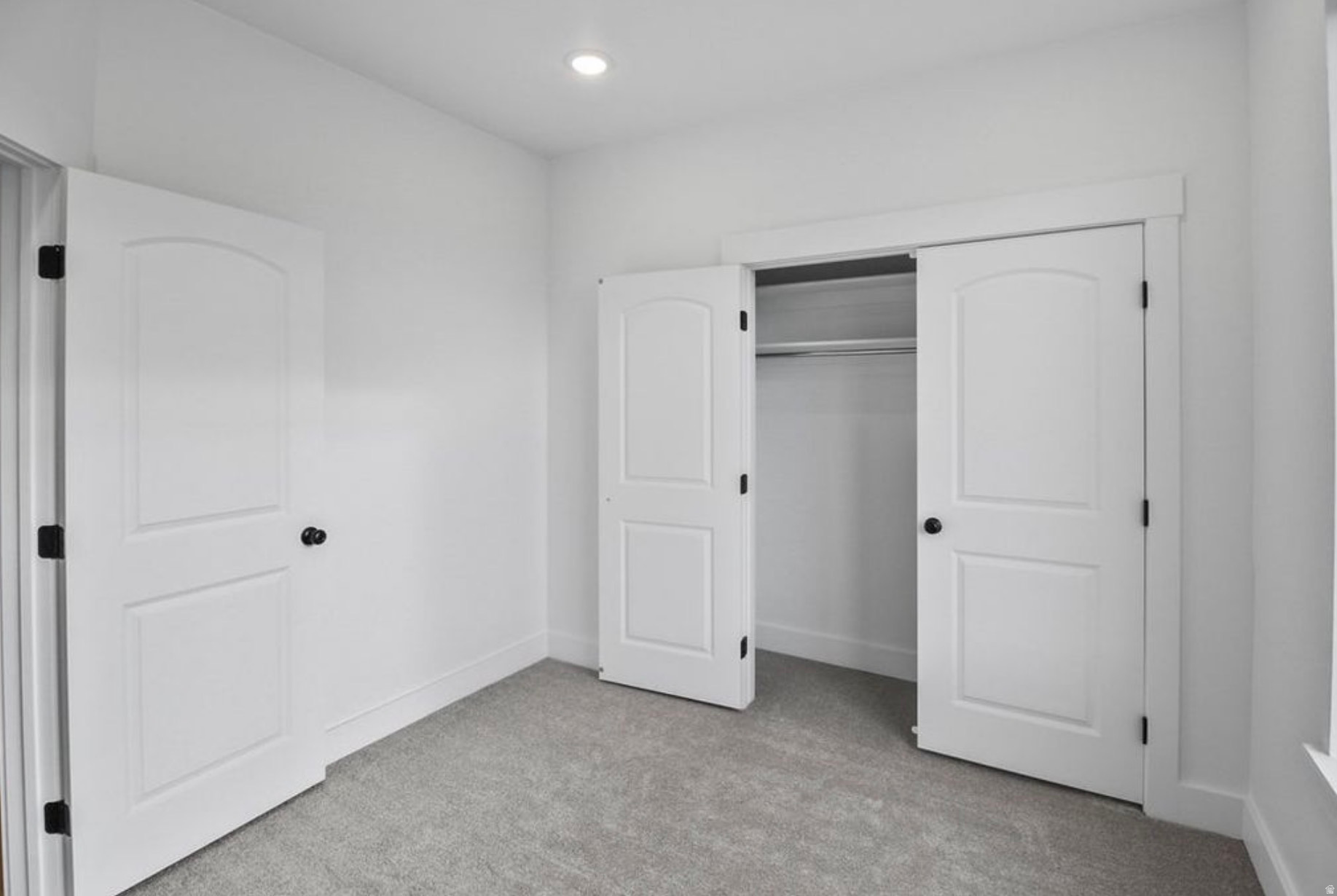 RIDGELINE PARK - Residential