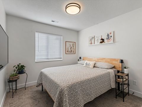 Tiny photo for 3047 S OLD EMIGRANT RD #C, Syracuse, UT 84075 (MLS # 2152608)