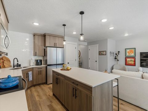 Tiny photo for 3047 S OLD EMIGRANT RD #C, Syracuse, UT 84075 (MLS # 2152608)
