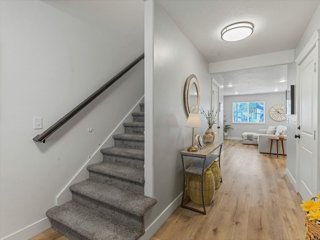 Photo of 3047 S OLD EMIGRANT RD #C, Syracuse, UT 84075 (MLS # 2152608)