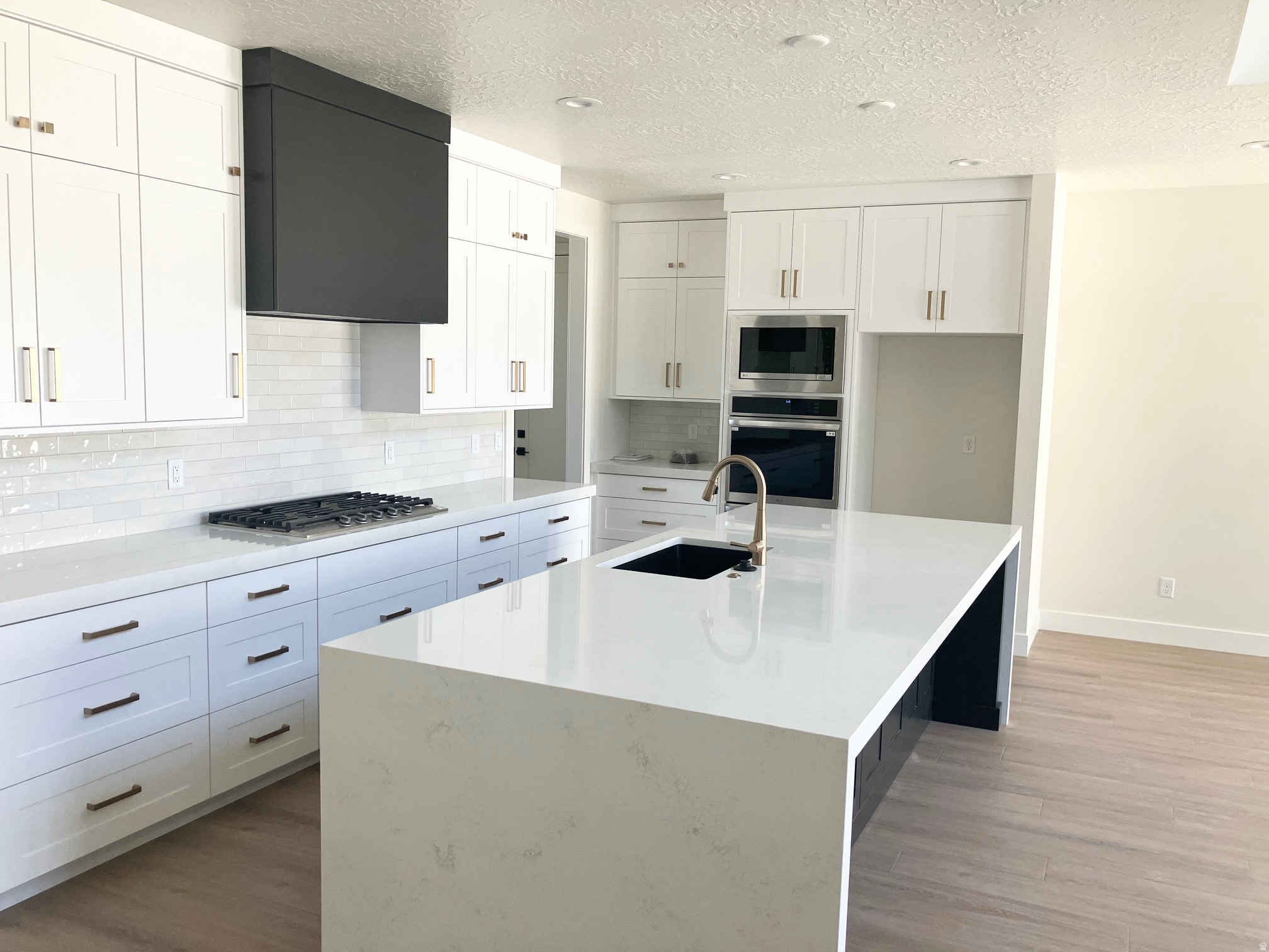 OAKHAVEN PARK - Residential