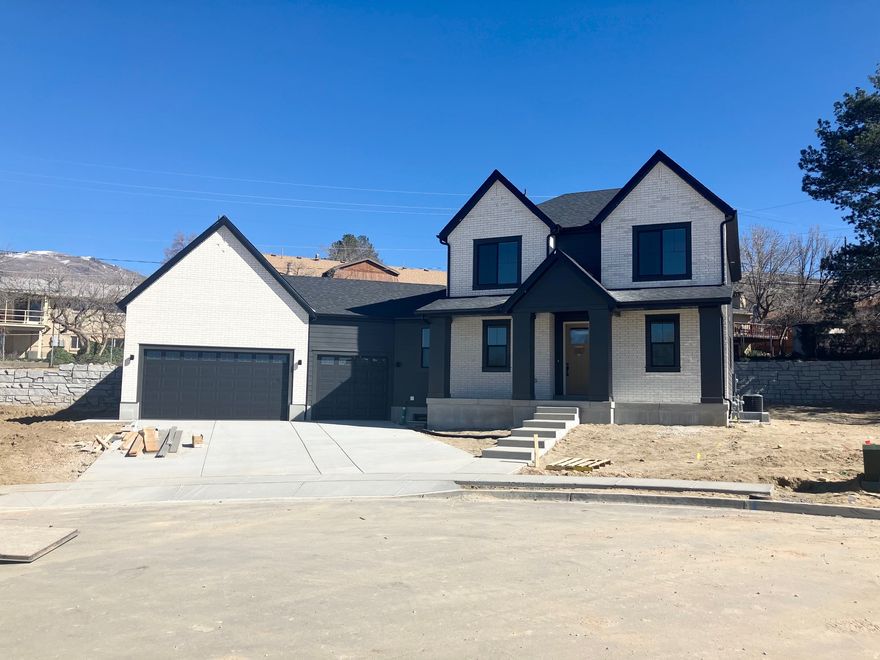 Edgewood B two-story in the heart of Bountiful with no HOA. Gourmet kitchen with double ovens, gas cooktop and vented hood. Quartz counters, tile & LVP, fireplace, primary suite w/ dual sinks and separate tub/shower, plus 9' basement foundation walls.