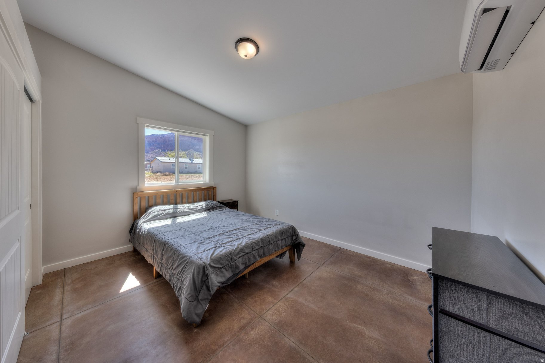 MT PEALE ESTATES - Residential