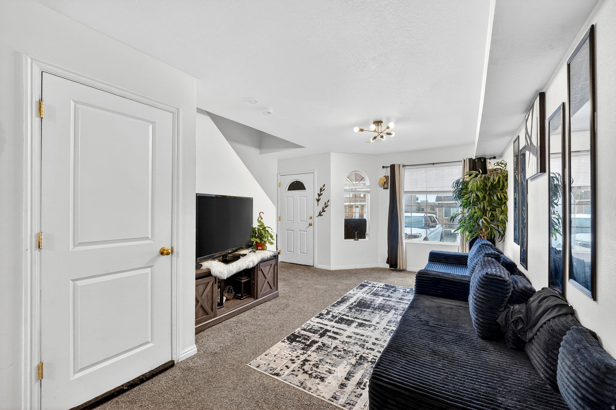 TOWNHOUSE ESTATES - Residential Income