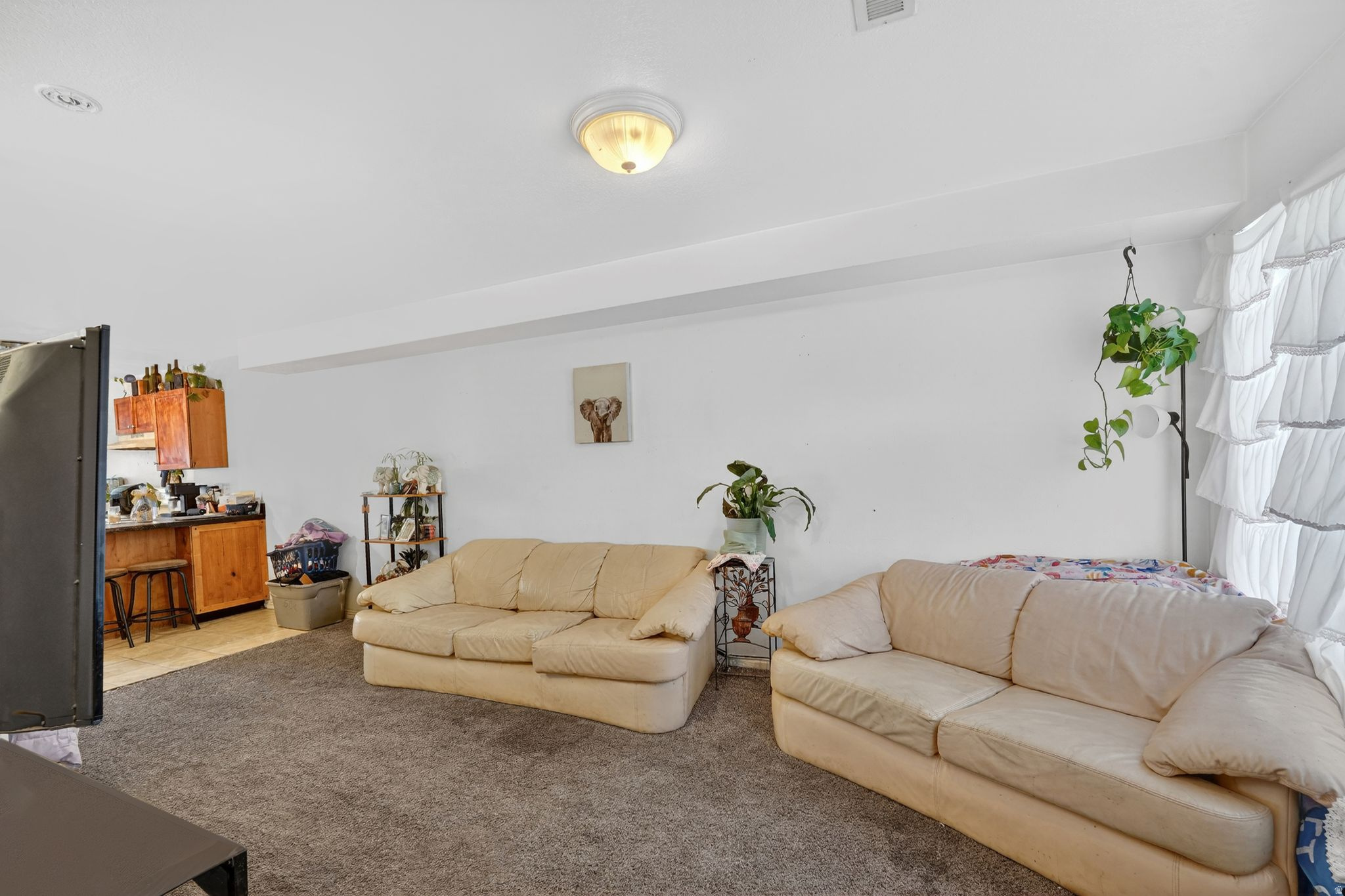 TOWNHOUSE ESTATES - Residential Income