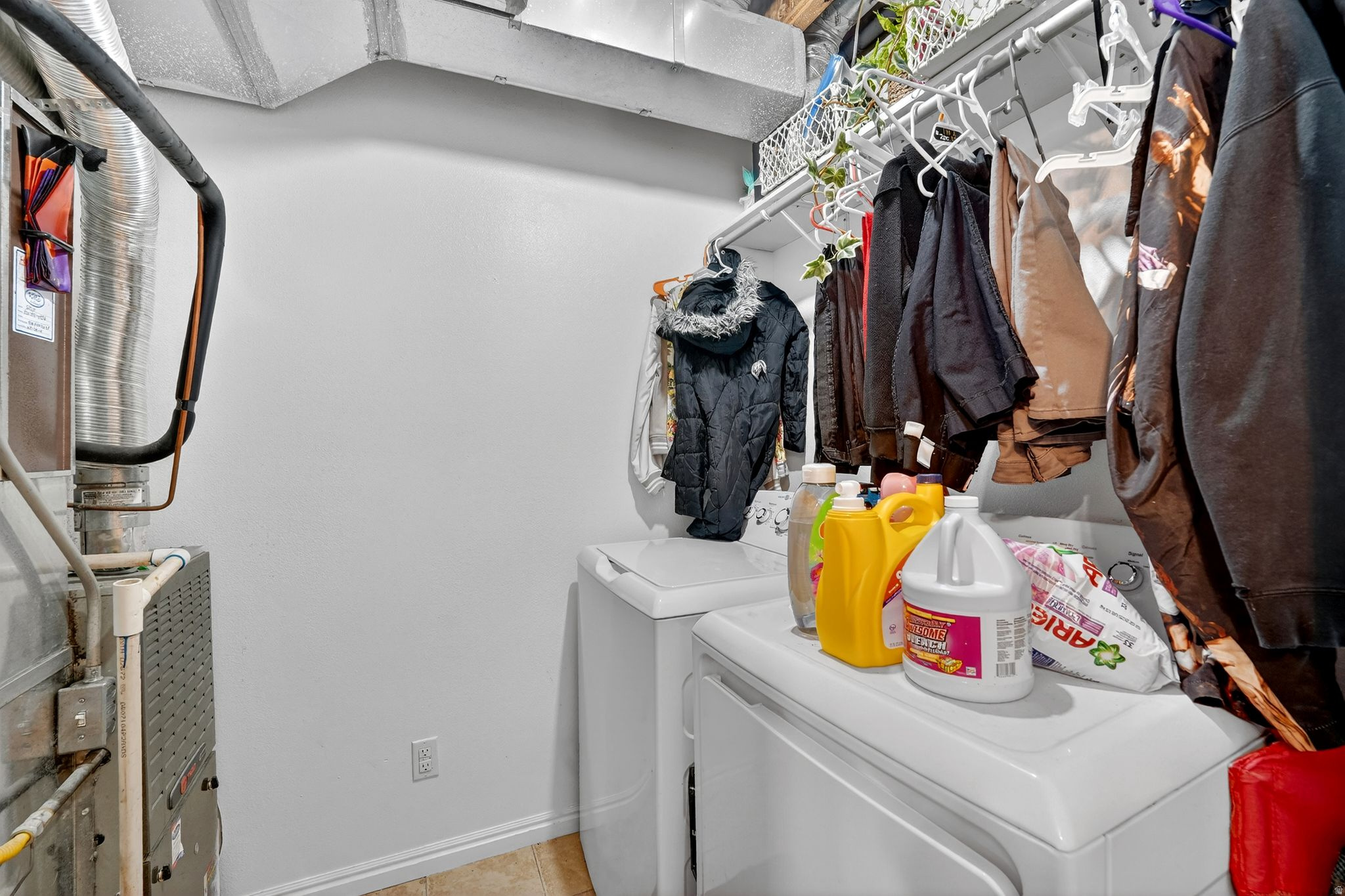 TOWNHOUSE ESTATES - Residential Income