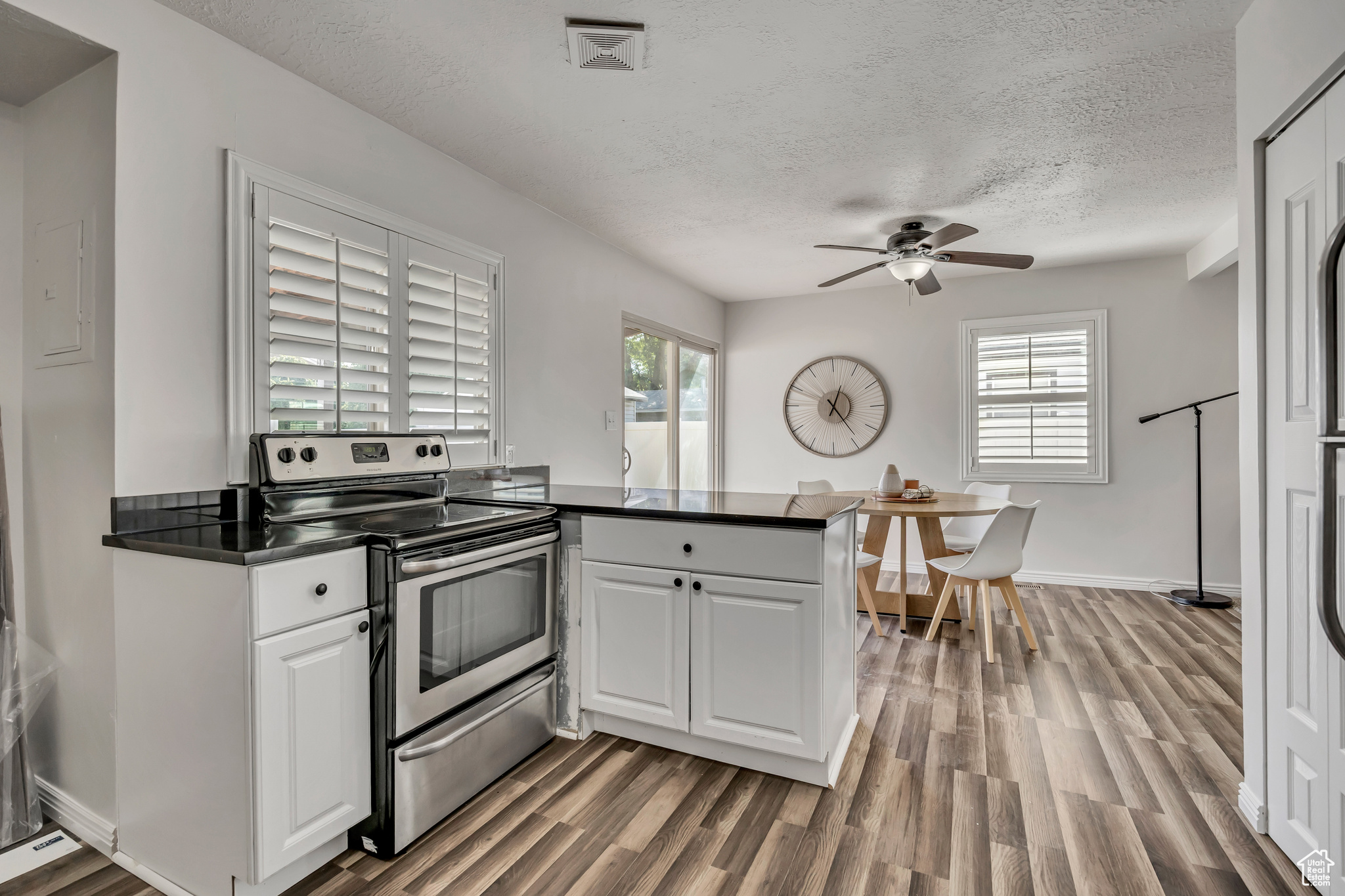HOFFMAN HEIGHTS - Residential