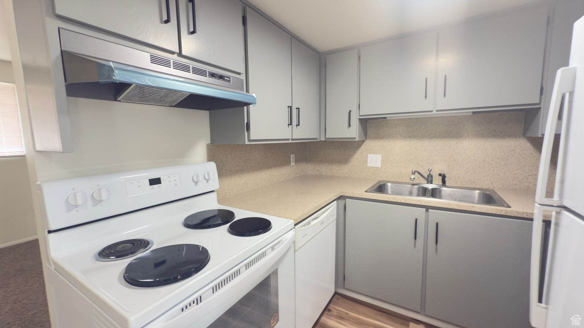 KING VALLEY SUB #2 - Residential Lease