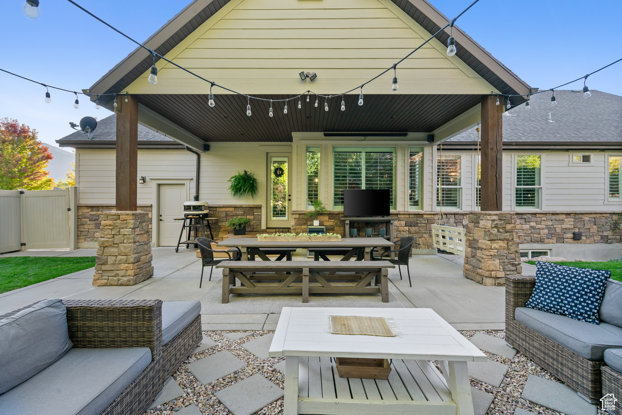 ROLLINS RANCH - Residential
