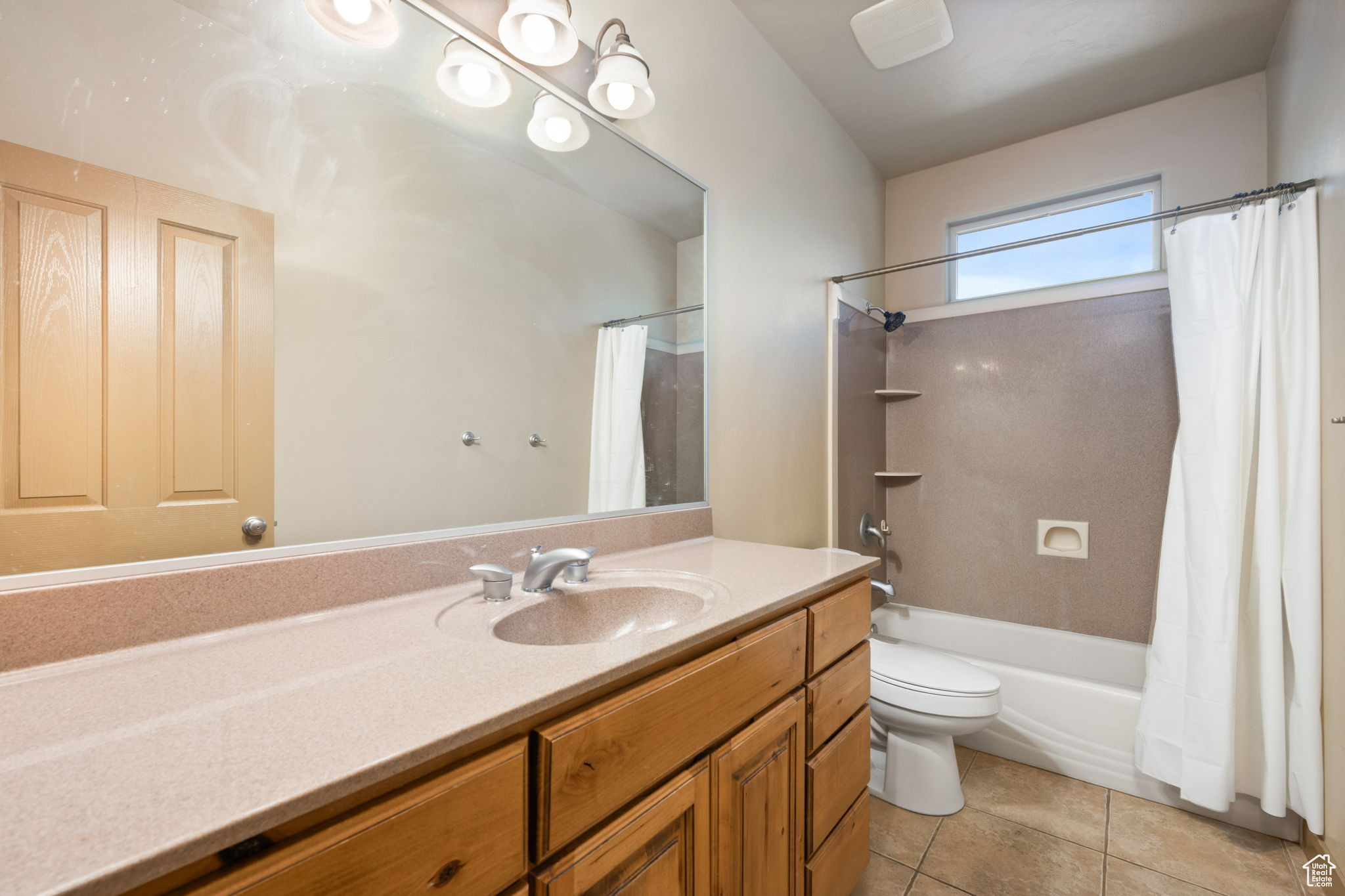3523 S Desert Hills Dr, Saint George, Utah image 24
