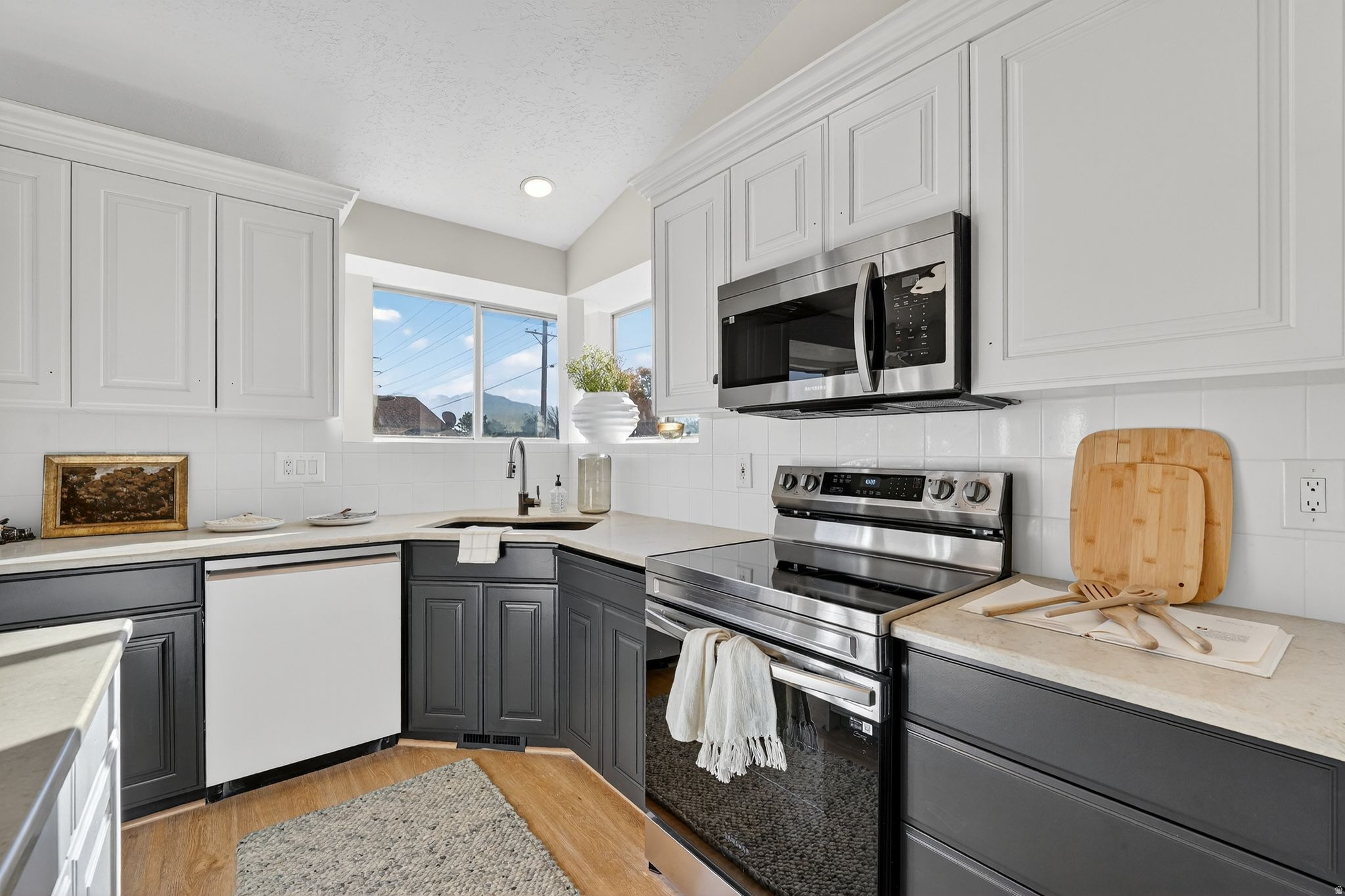 VALLEY WEST SUBDV - Residential