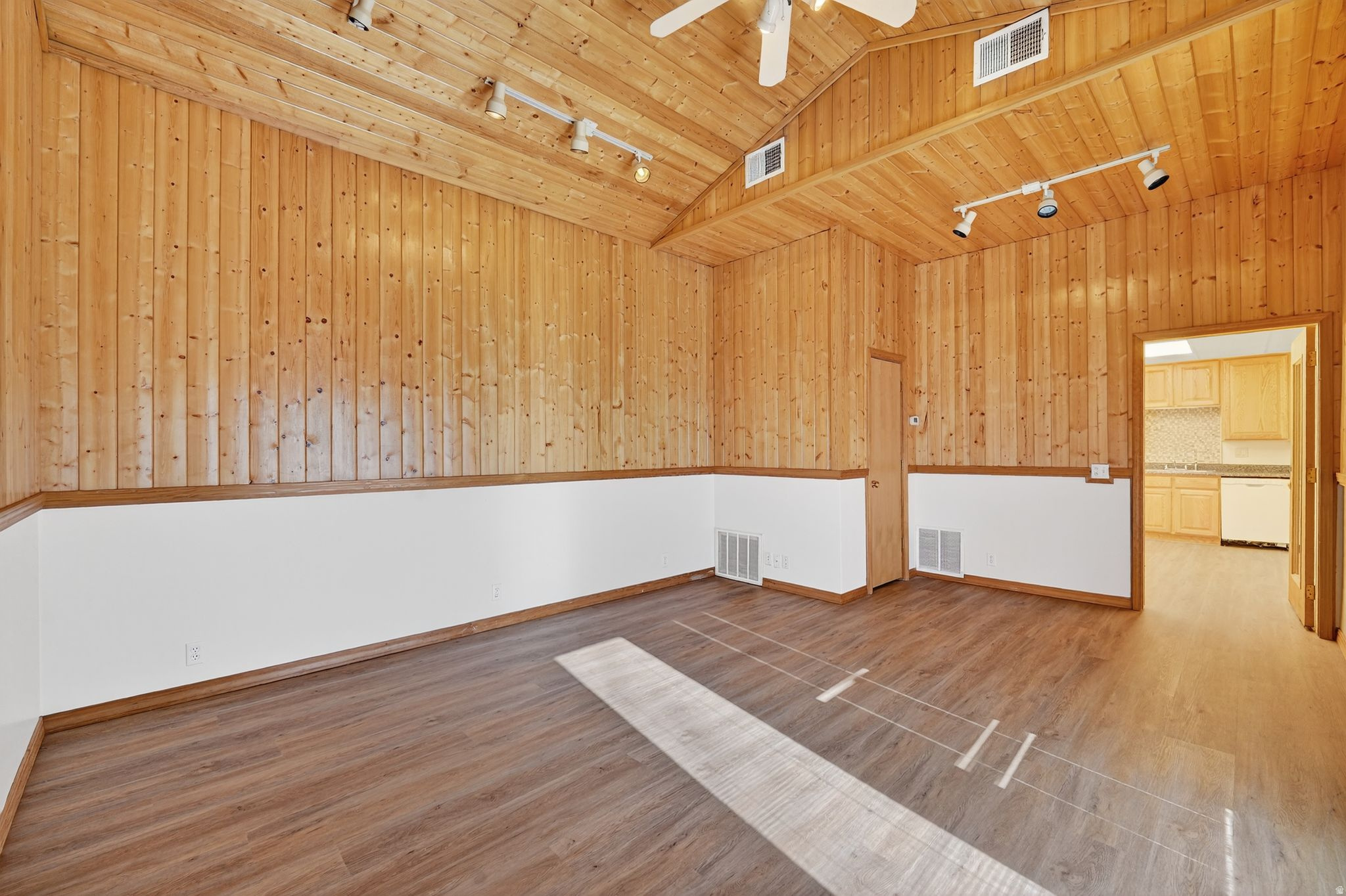 VALLEY WEST SUBDV - Residential