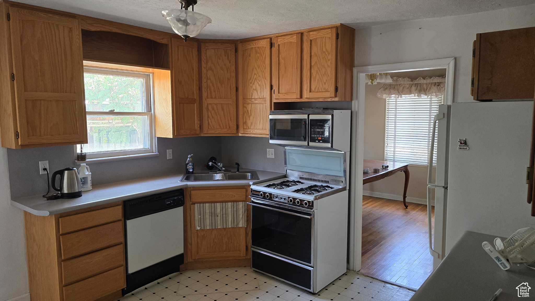 2784 S Yuma Cir, Salt Lake City, Utah image 4