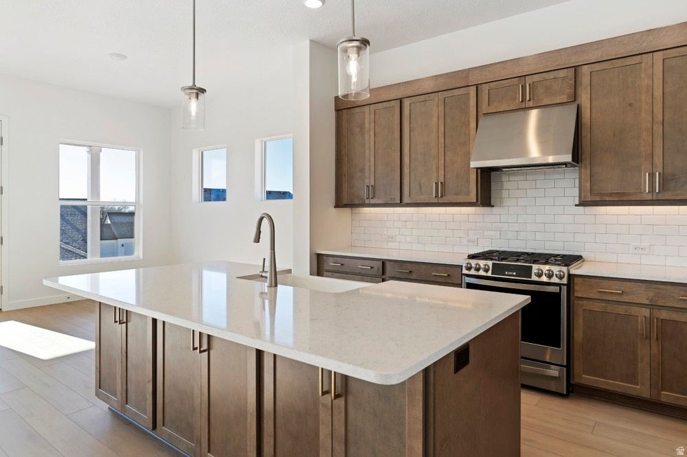 EASTRIDGE PARK - Residential