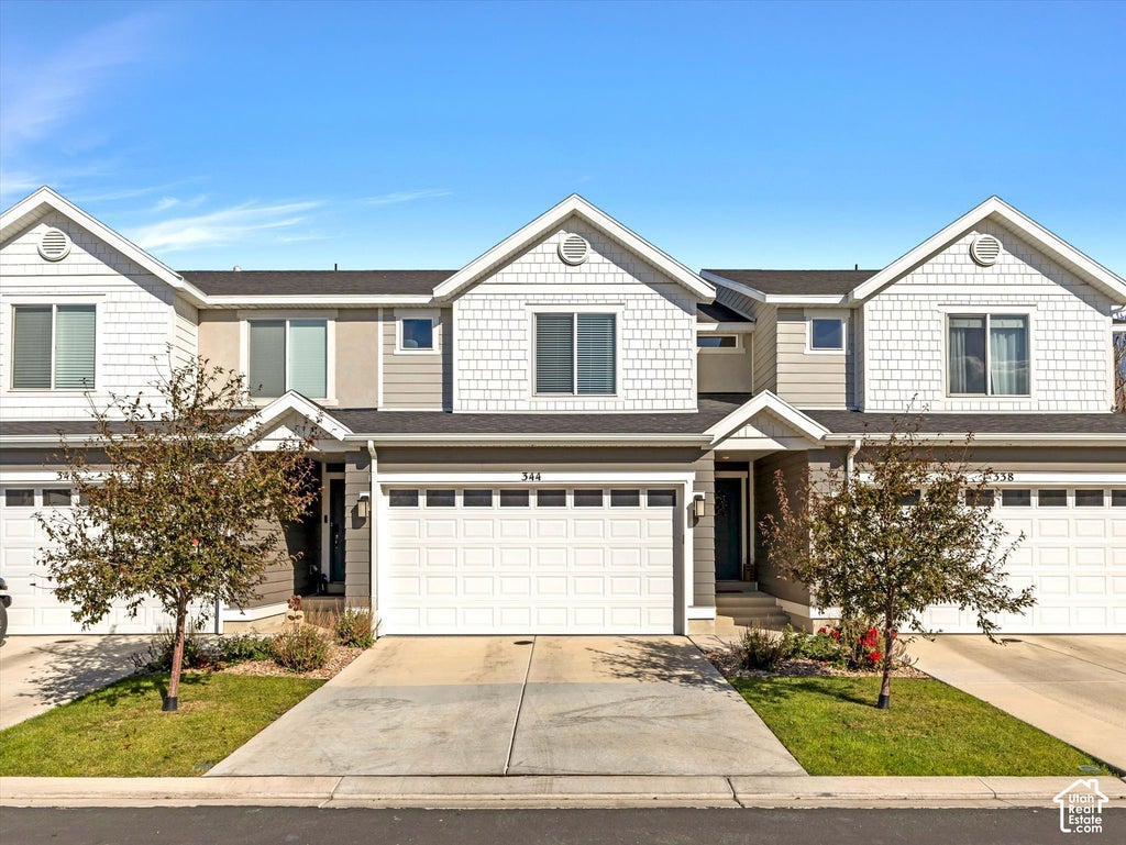 Photo of 344 N STARBOARD LN, Saratoga Springs, UT 84045 (MLS # 2187675)