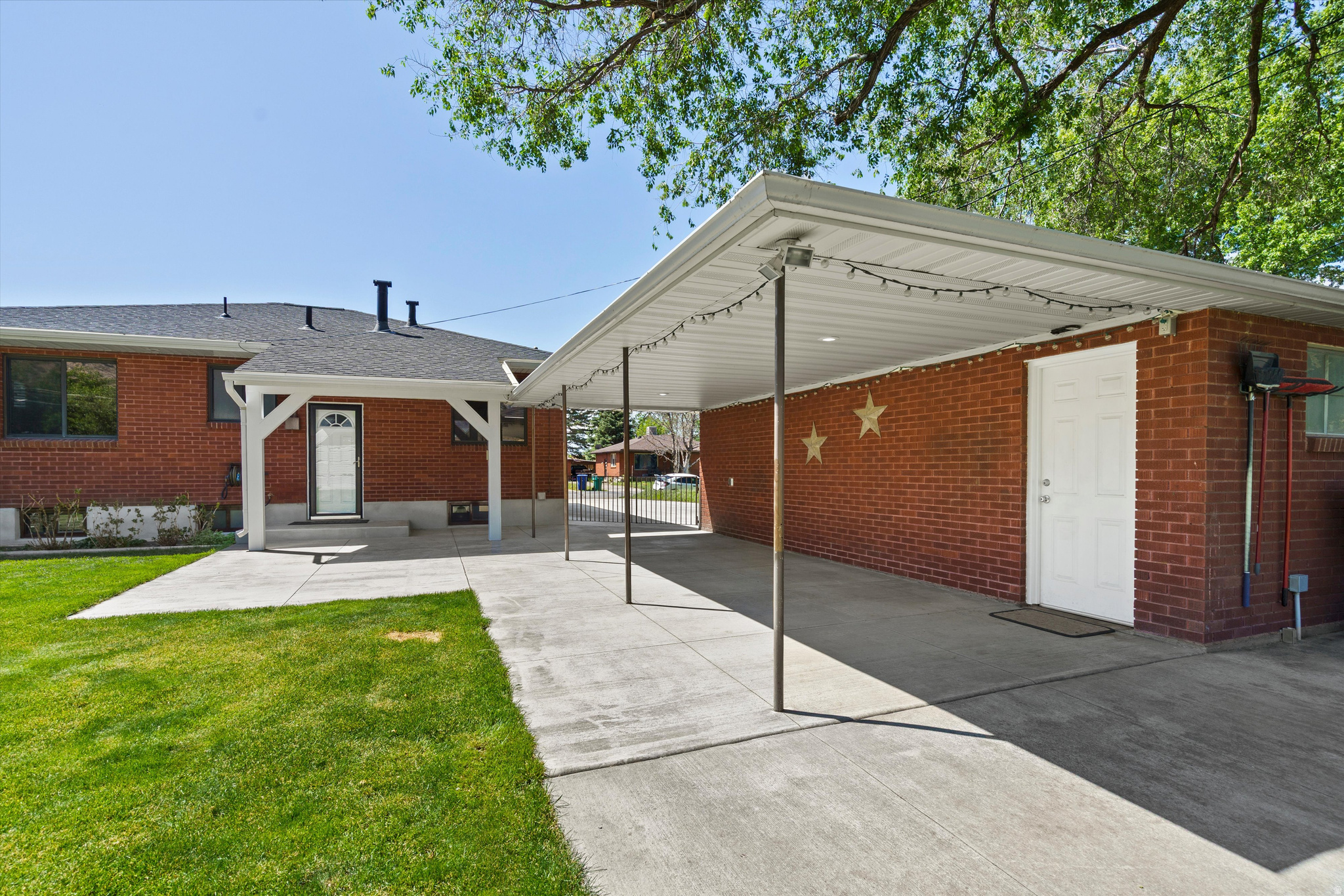 HENDERSON - Residential