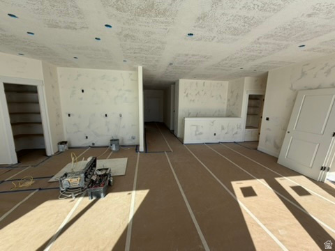 GOLDEN FOREST - Residential