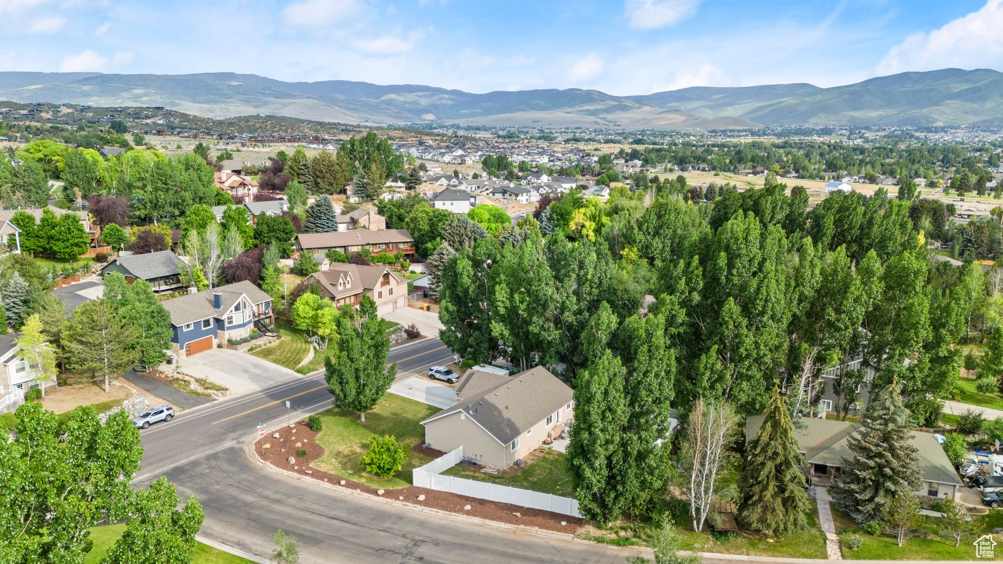 VALLEY HILLS ESTATES - Residential