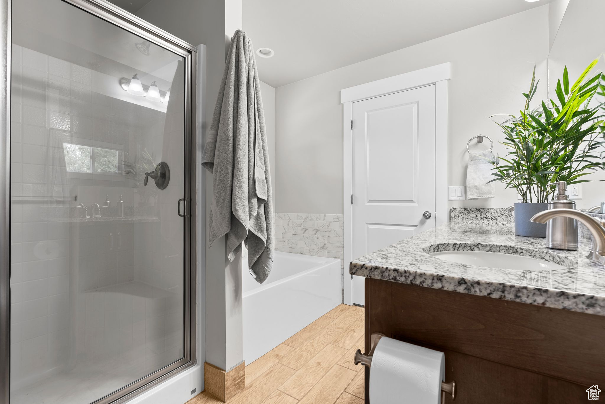 VALLEY HILLS ESTATES - Residential