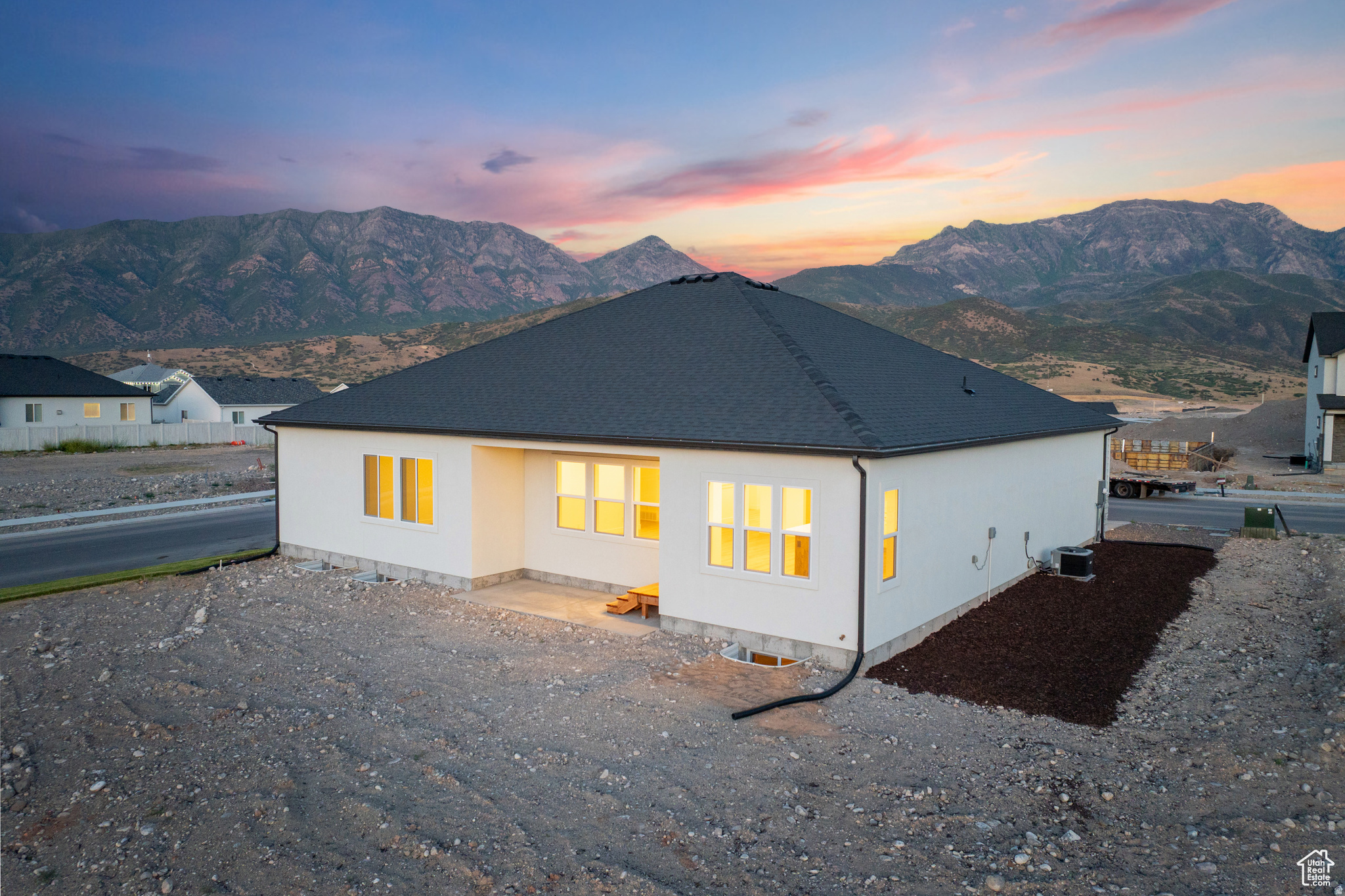 SUMMIT RIDGE THE HILLS - Residential