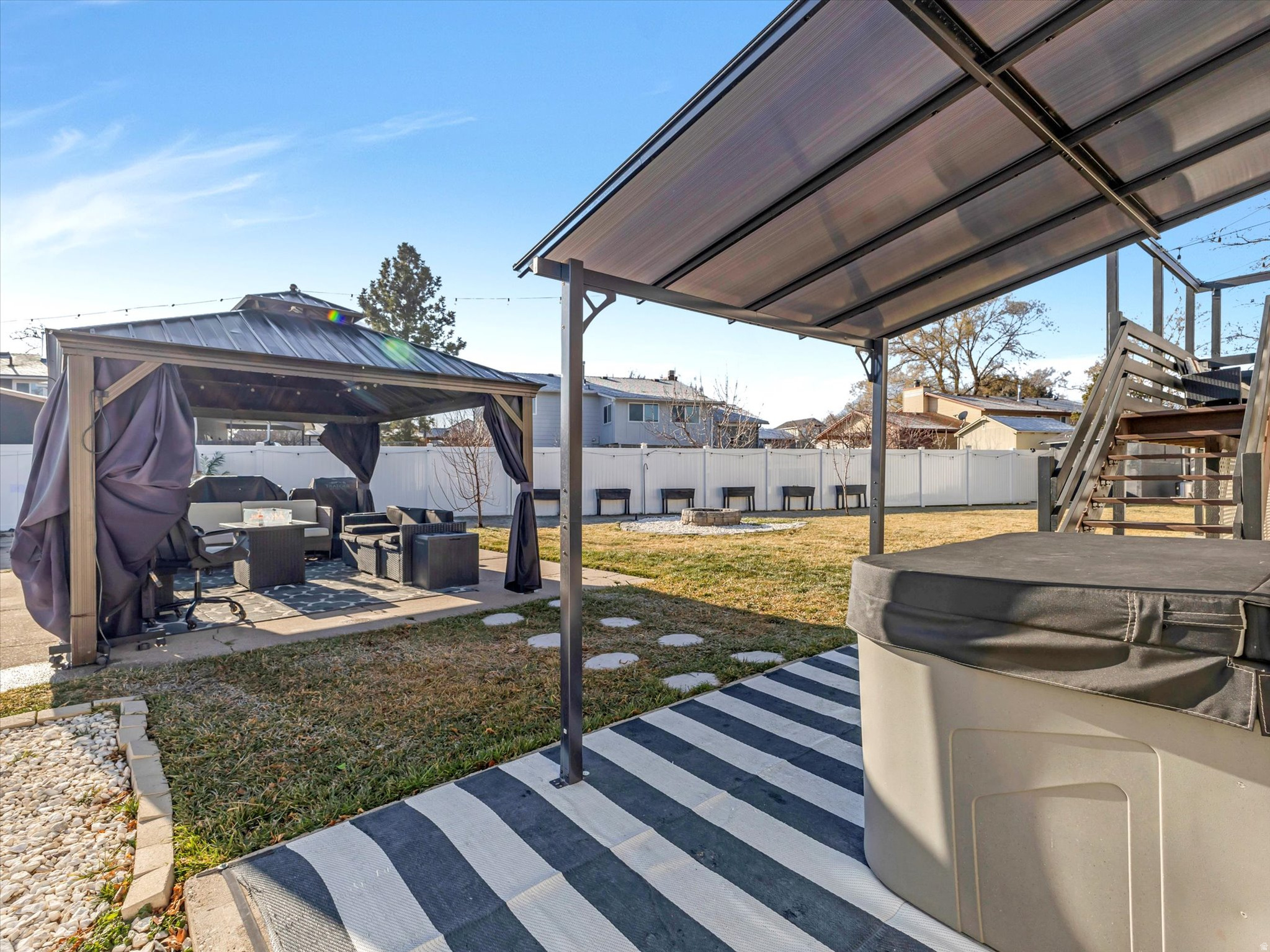 SUNDOWN #5 SUB - Residential