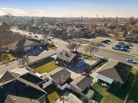 Tiny photo for 1420 N MAIN ST, Bountiful, UT 84010 (MLS # 2131362)