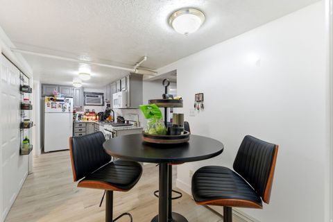 Tiny photo for 1420 N MAIN ST, Bountiful, UT 84010 (MLS # 2131362)