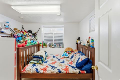 Tiny photo for 1420 N MAIN ST, Bountiful, UT 84010 (MLS # 2131362)