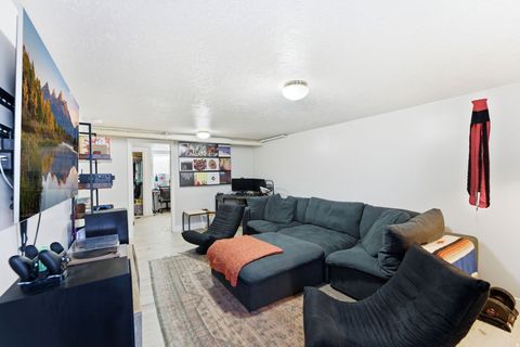 Tiny photo for 1420 N MAIN ST, Bountiful, UT 84010 (MLS # 2131362)