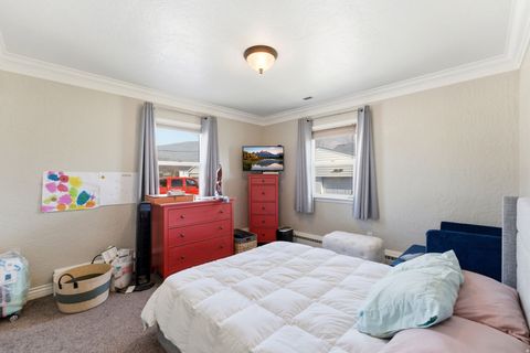 Tiny photo for 1420 N MAIN ST, Bountiful, UT 84010 (MLS # 2131362)