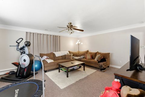 Tiny photo for 1420 N MAIN ST, Bountiful, UT 84010 (MLS # 2131362)
