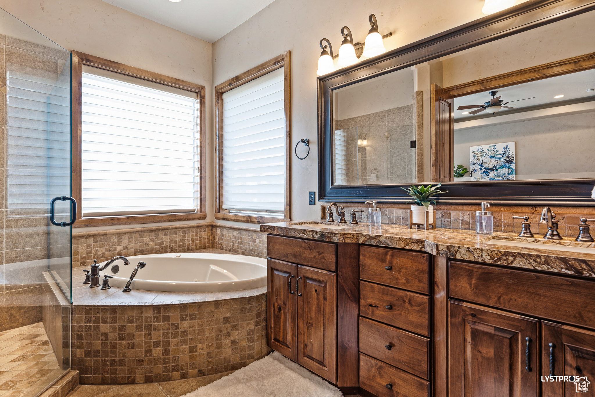SHADOW MOUNTAIN TOWNHOMES - Residential