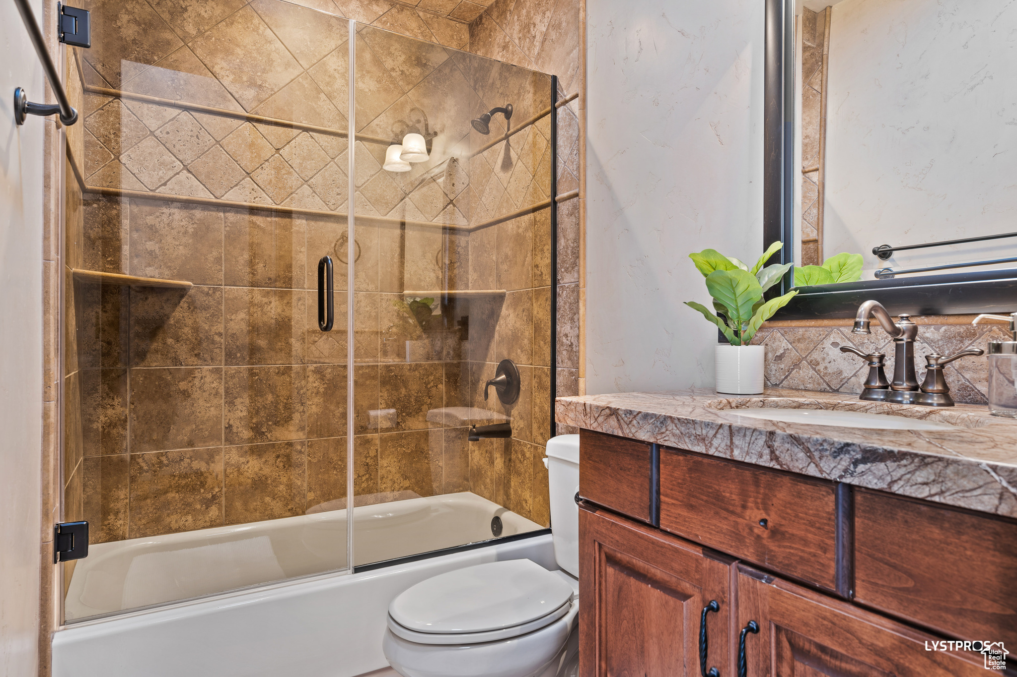 SHADOW MOUNTAIN TOWNHOMES - Residential