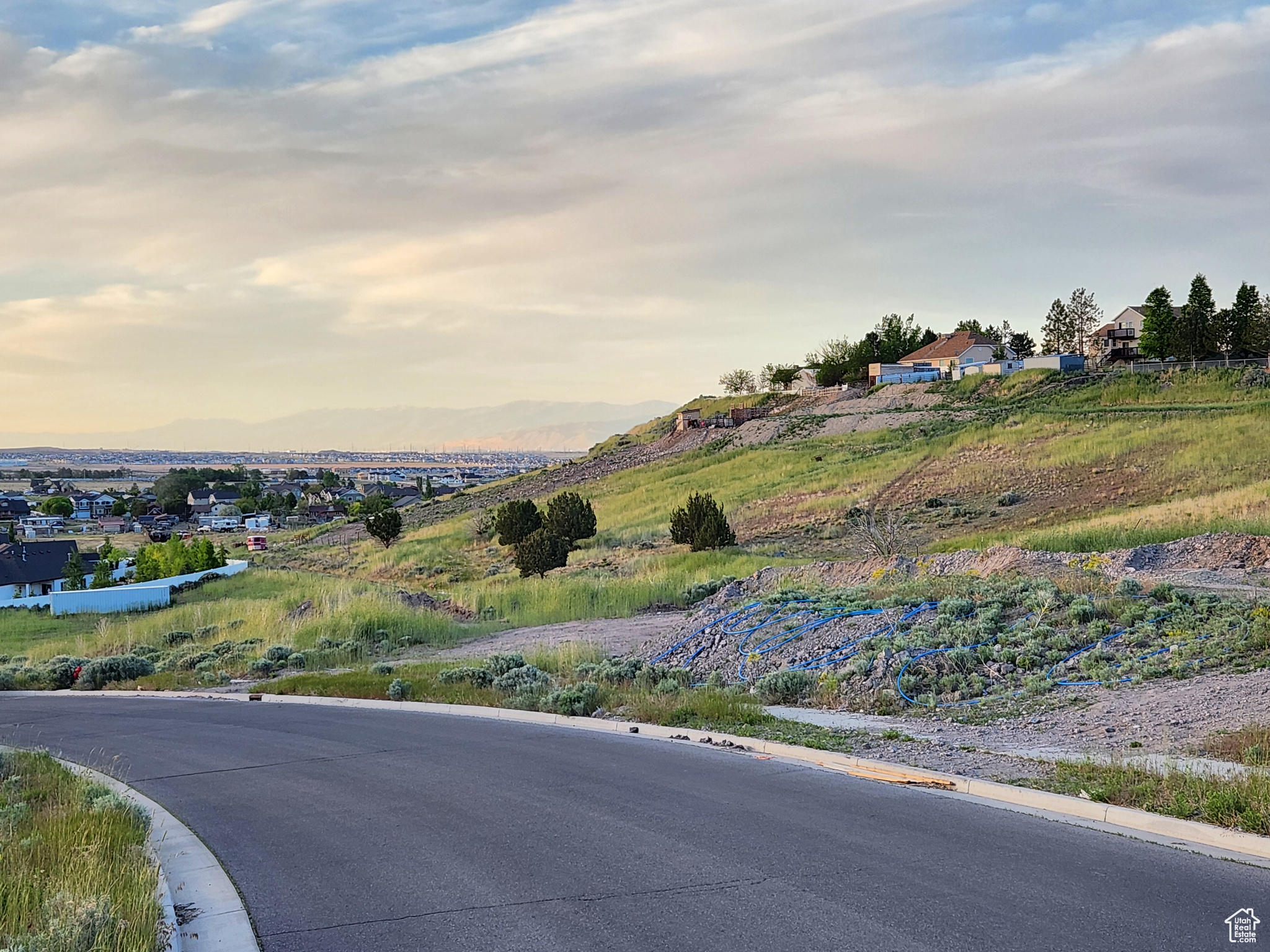 RIDGES AT ROSE CANYON - Residential