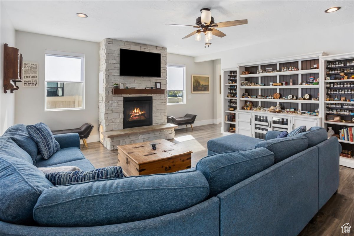 364 W Clark Cir, Farmington, Utah image 7