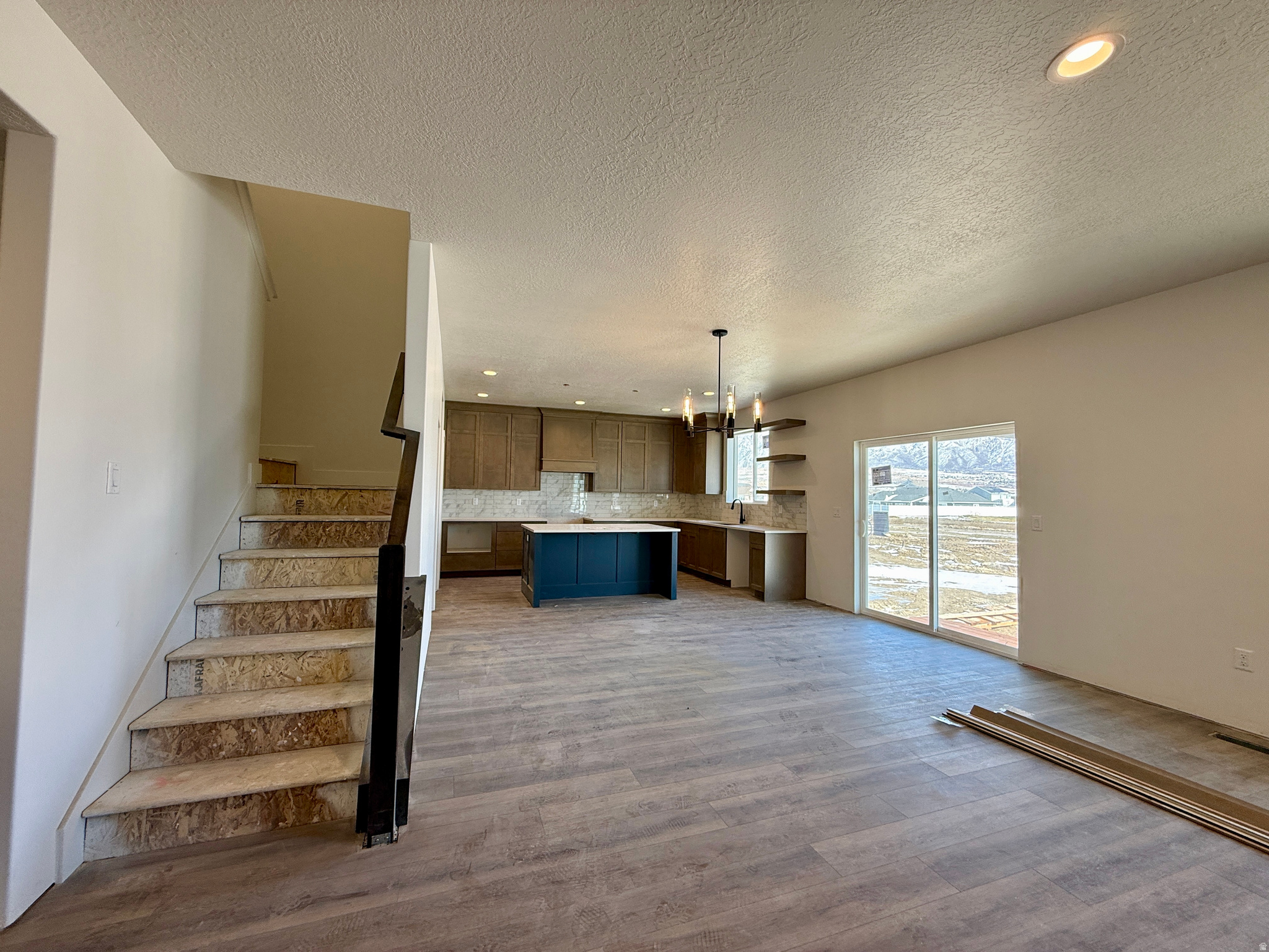 CREEKSIDE AT JDC RANCH - Residential