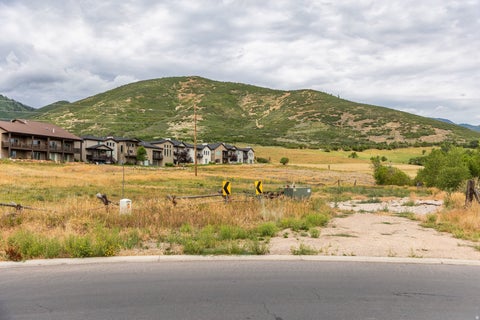 Tiny photo for 950 SWISS ALPINE RD, Midway, UT 84049 (MLS # 2180800)