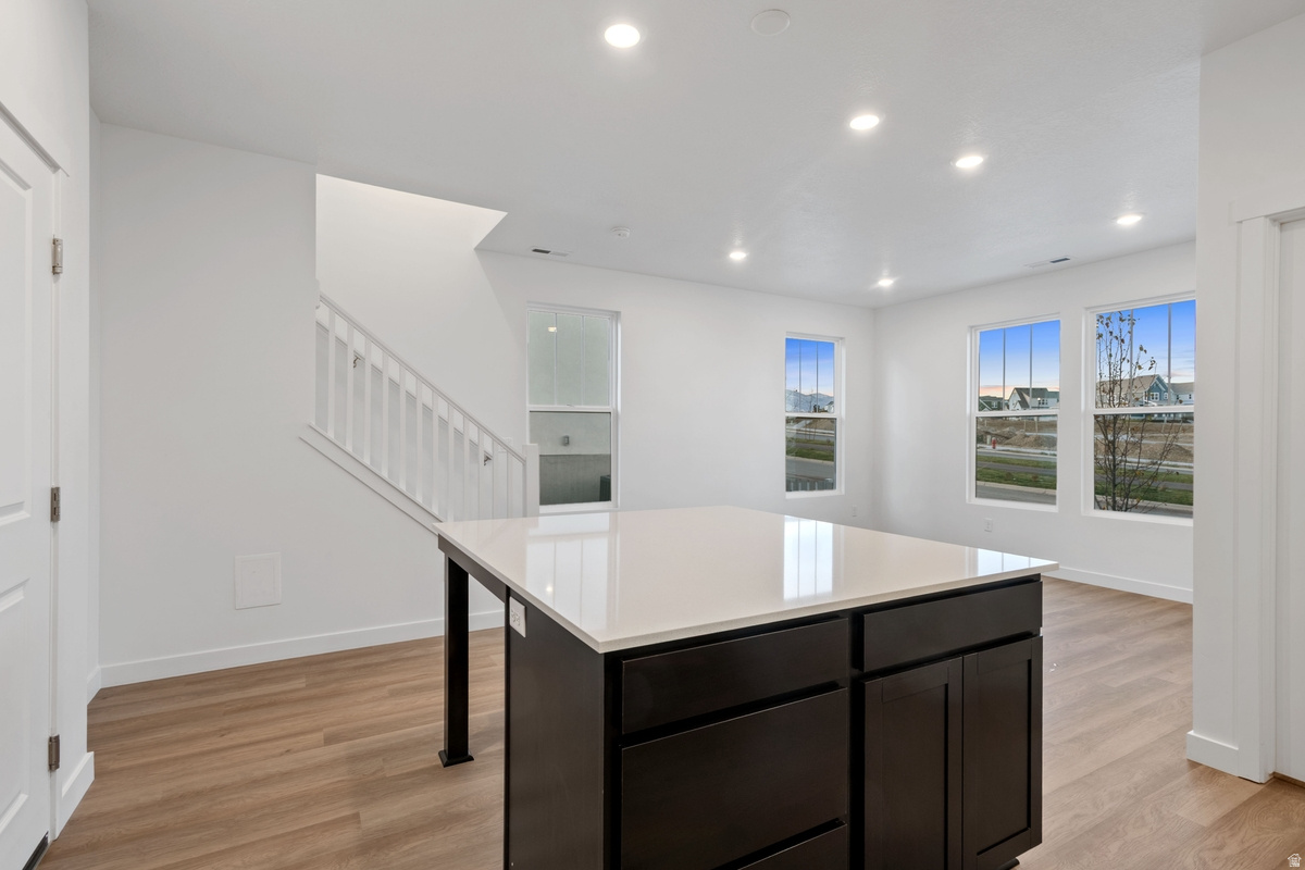 DAYBREAK - Residential