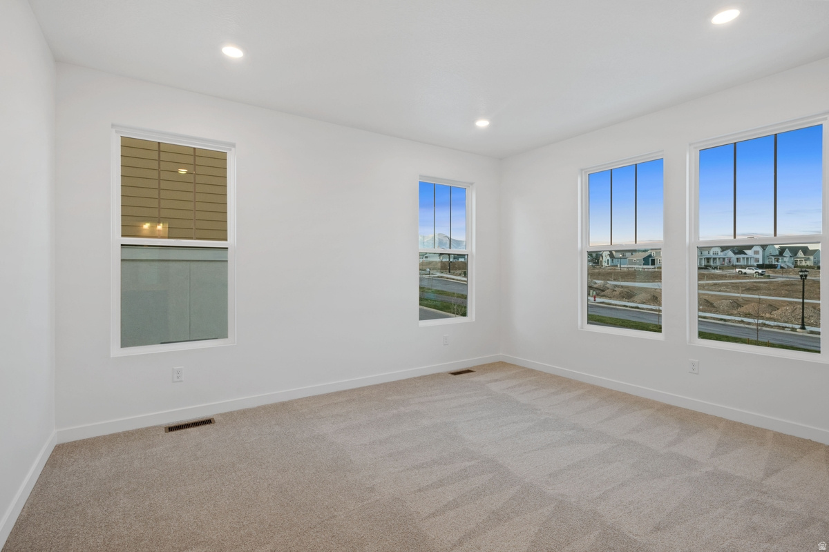 DAYBREAK - Residential