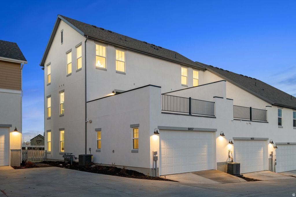 Photo of 6657 W SOUTH JORDAN PKWY, South Jordan, UT 84009 (MLS # 2125190)