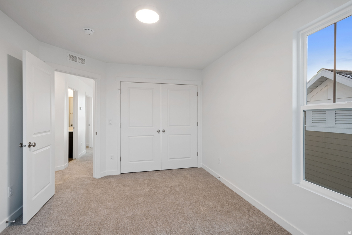 DAYBREAK - Residential