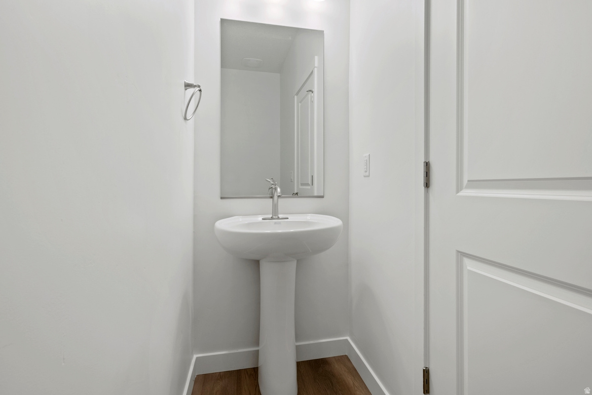 DAYBREAK - Residential