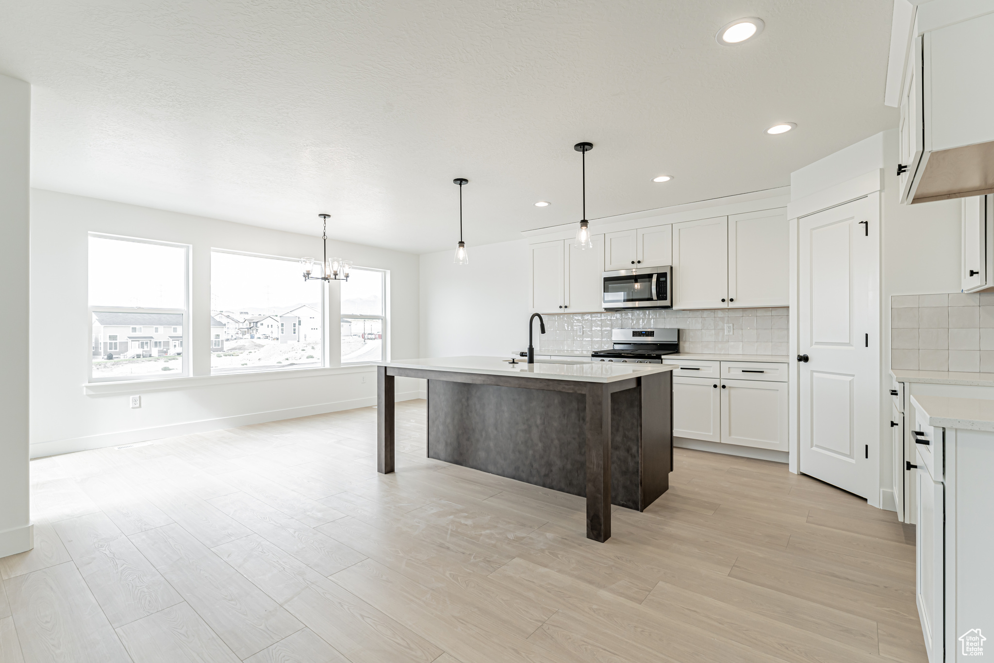 RIDGEHORNE - Residential