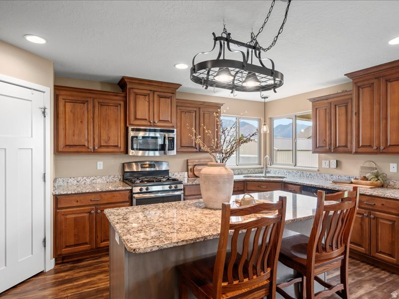 FOX MEADOWS - Residential