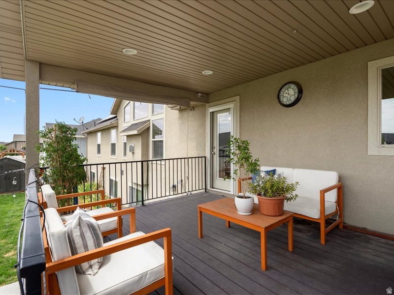 FOX MEADOWS - Residential