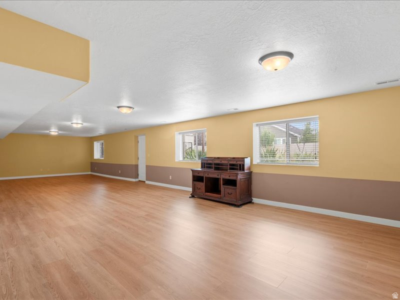 FOX MEADOWS - Residential