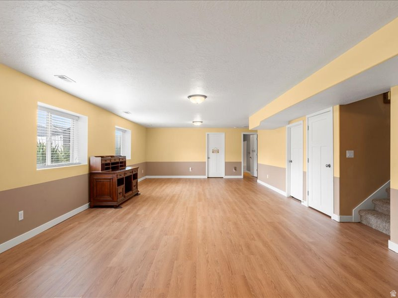 FOX MEADOWS - Residential