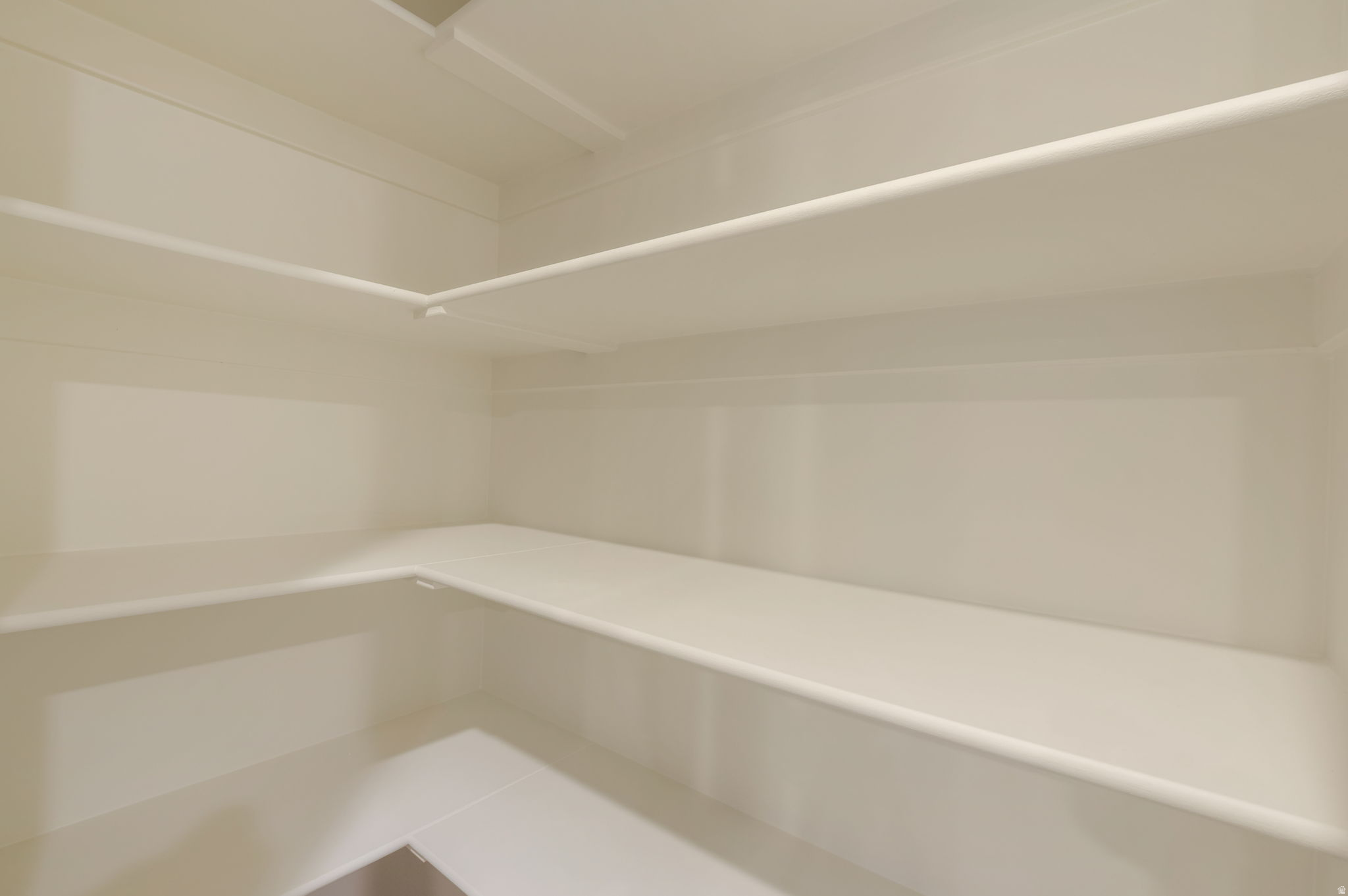 VILLAS AT THE POINTE - Residential